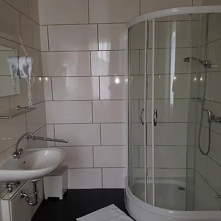 Szálloda Domhof 3*